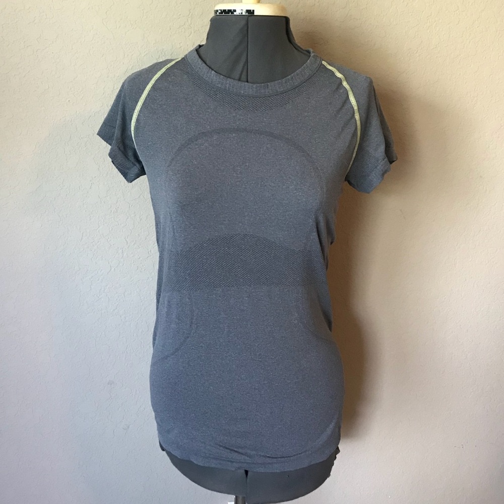Lululemon swiftly fitted short sleeve tee